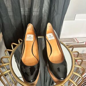 Lanvin En Bleu Patent Leather Wedges